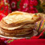 Масленица - не только любимый праздник в народе, но и один из самых продолжительных. Даты Масленой недели изменяются в зависимости от даты Пасхи: Масленица начинается за 56 дней до христианского праздника.